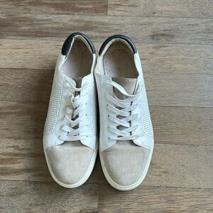 Kenneth Cole Sneakers W11